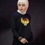 ⁦Scarab T-shirt "Long Sleeve"⁩ - الصورة ⁦2⁩